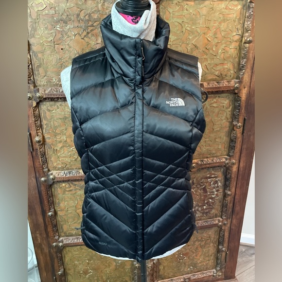 The North Face Jackets & Blazers - North Face vest M